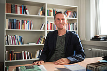 Henning Laux